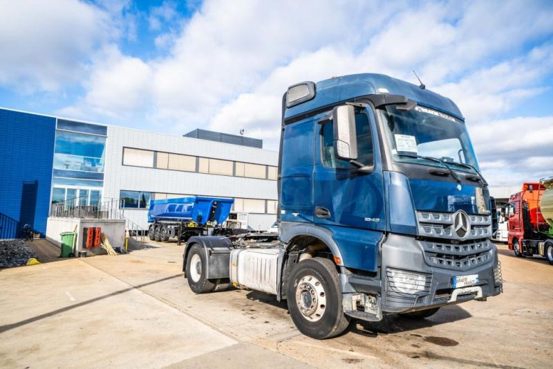 Mercedes AROCS 1843 LS ( NO ACTROS)+BIG AXLE +HYDR. - Tractor unit: picture 2 Mercedes AROCS 1843 LS ( NO ACTROS)+BIG AXLE +HYDR. - Tractor unit: picture 2