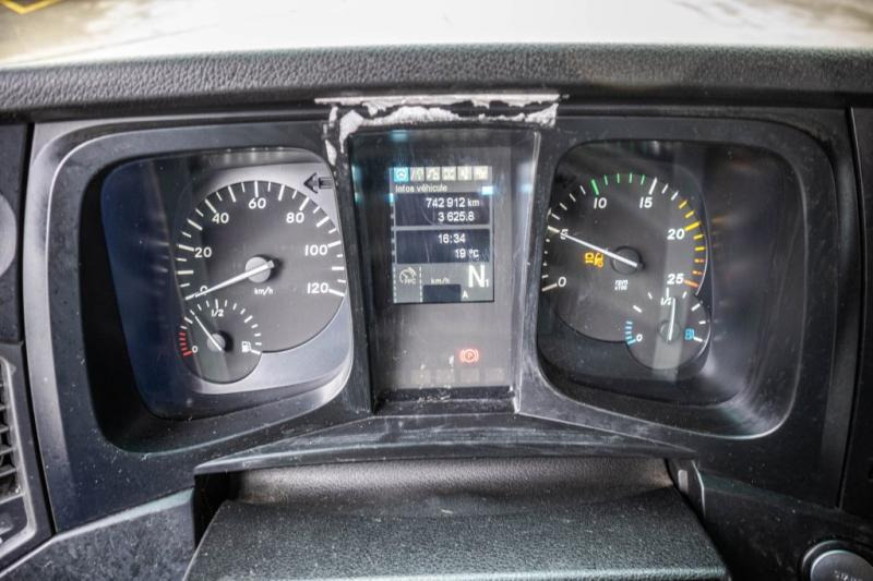 Tractor unit Mercedes AROCS 1846 LS (No Actros): picture 8