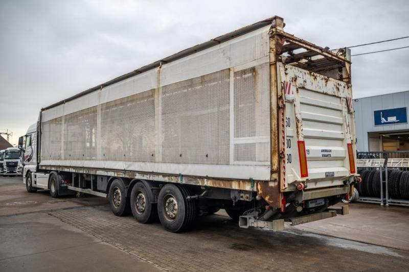 Trouillet VOLAILLE/GEFLÛGEL/POULTRY+HAYON - Curtainsider semi-trailer: picture 4 Trouillet VOLAILLE/GEFLÛGEL/POULTRY+HAYON - Curtainsider semi-trailer: picture 4