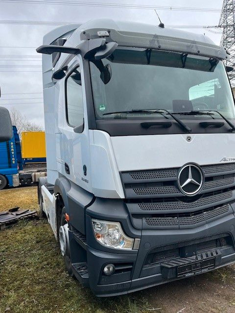 Mercedes-Benz 1846 LS Mirrow Cam - Tractor unit: picture 2 Mercedes-Benz 1846 LS Mirrow Cam - Tractor unit: picture 2