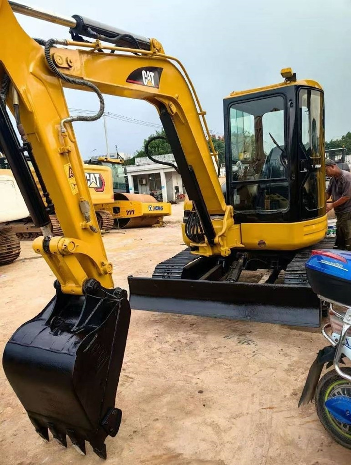 CAT 304 C CR - Mini excavator: picture 5 CAT 304 C CR - Mini excavator: picture 5