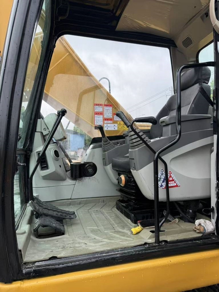 CAT 320 C - Crawler excavator: picture 5 CAT 320 C - Crawler excavator: picture 5