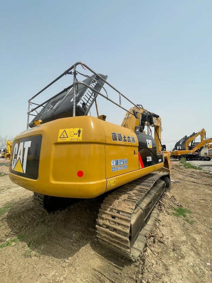 CAT 329D2 - Crawler excavator: picture 2 CAT 329D2 - Crawler excavator: picture 2