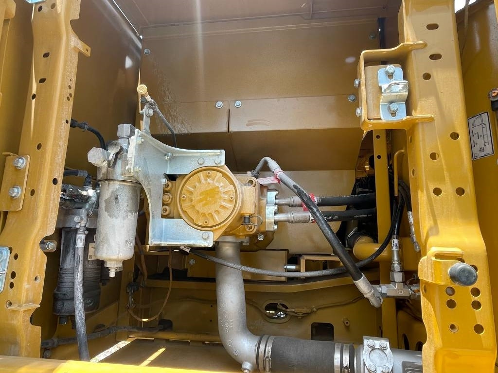 CAT 330GC - Crawler excavator: picture 3 CAT 330GC - Crawler excavator: picture 3