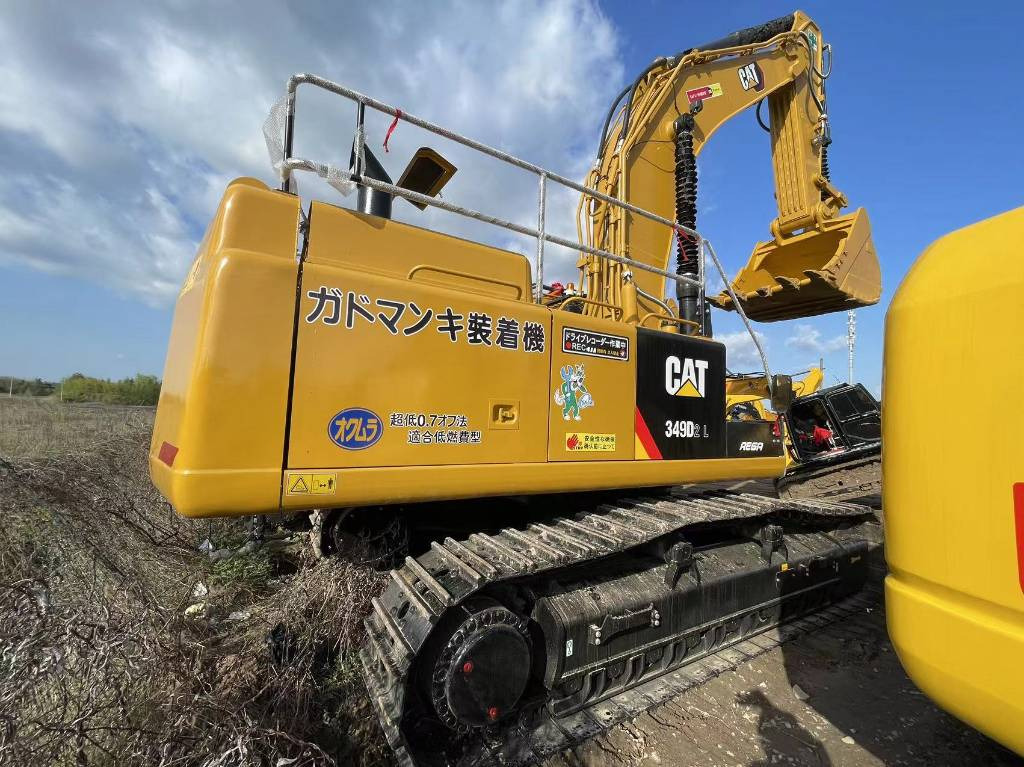 Crawler excavator CAT 349 D L: picture 1