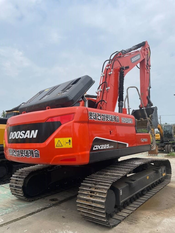 Doosan DX 225 LC - Crawler excavator: picture 2 Doosan DX 225 LC - Crawler excavator: picture 2