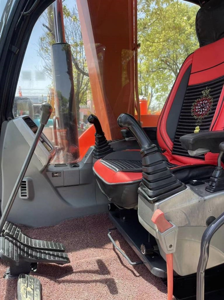 Doosan DX75 - Mini excavator: picture 5 Doosan DX75 - Mini excavator: picture 5