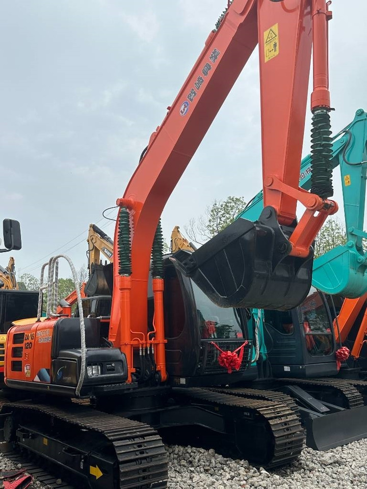 Hitachi ZX 120 - Crawler excavator: picture 3 Hitachi ZX 120 - Crawler excavator: picture 3