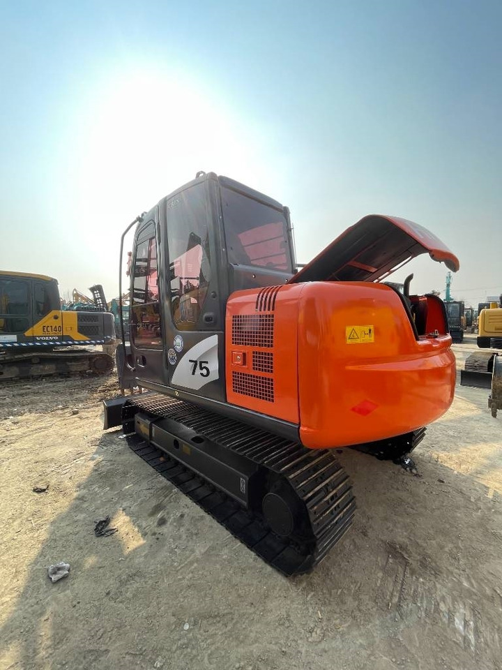 Hitachi ZX 75 - Crawler excavator: picture 4 Hitachi ZX 75 - Crawler excavator: picture 4