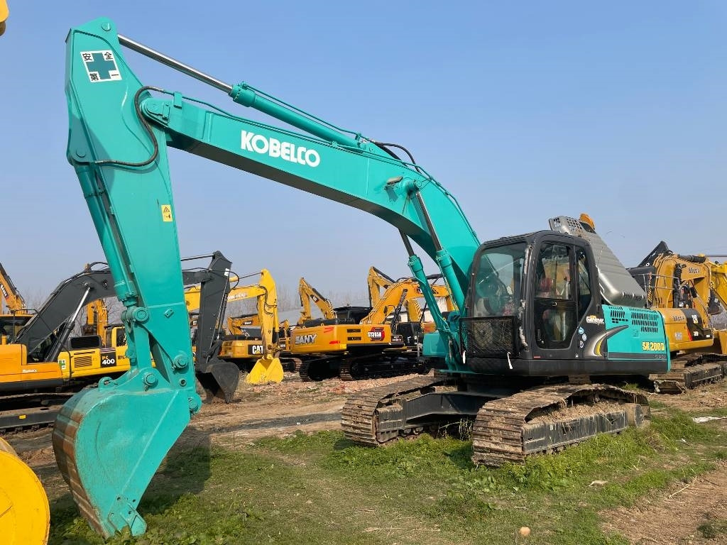Kobelco SK 200 - Crawler excavator: picture 5 Kobelco SK 200 - Crawler excavator: picture 5