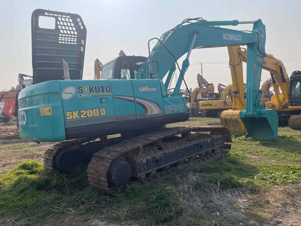 Kobelco SK 200 - Crawler excavator: picture 1 Kobelco SK 200 - Crawler excavator: picture 1