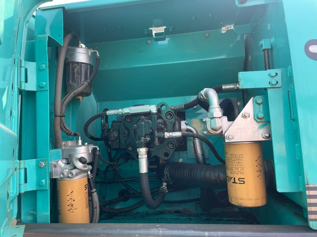 Kobelco SK 200 - Crawler excavator: picture 2 Kobelco SK 200 - Crawler excavator: picture 2
