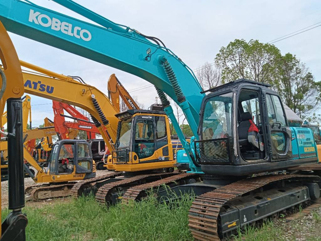 コベルコ建機  Dynamic Acera SK200  1/40 Kobelco SK 200 Dynamic Acera for sale, Crawler excavator