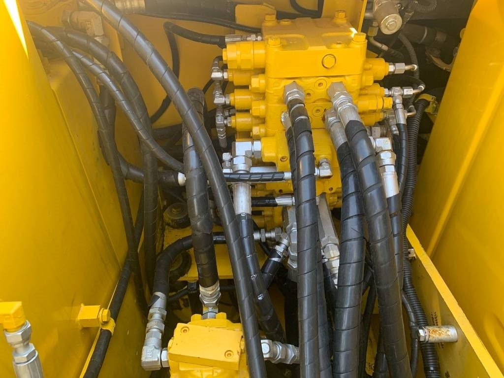 Komatsu PC 120-8  - Mini excavator: picture 4 Komatsu PC 120-8  - Mini excavator: picture 4