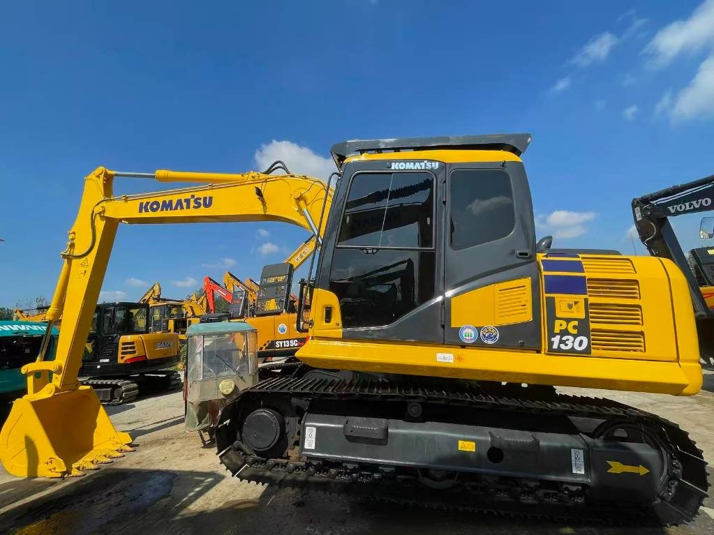 Komatsu PC 130  - Crawler excavator: picture 1 Komatsu PC 130  - Crawler excavator: picture 1