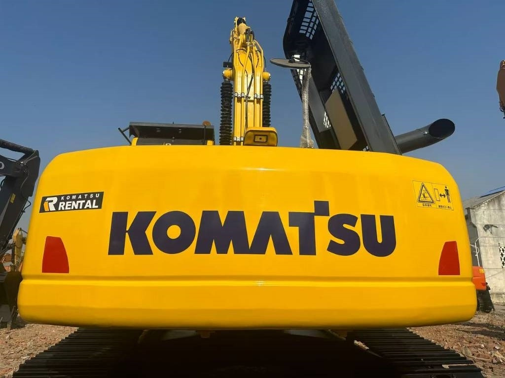 Komatsu PC 240 LC  - Crawler excavator: picture 4 Komatsu PC 240 LC  - Crawler excavator: picture 4