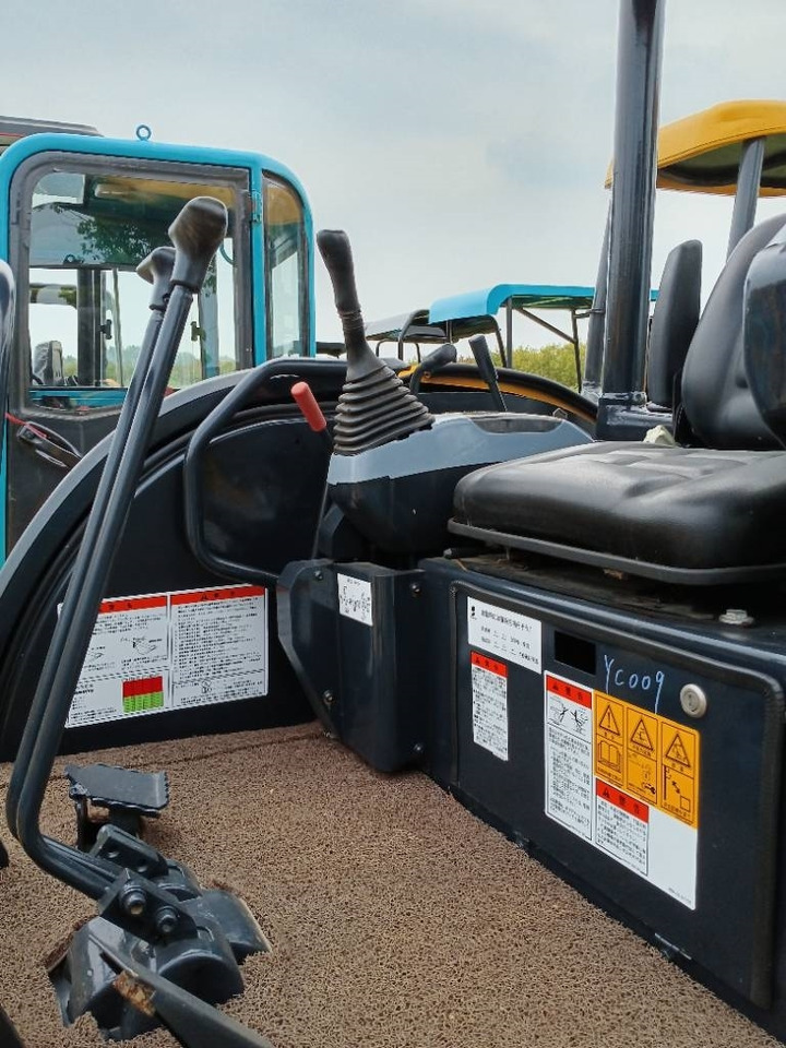 Komatsu PC 35 - Crawler excavator: picture 5 Komatsu PC 35 - Crawler excavator: picture 5