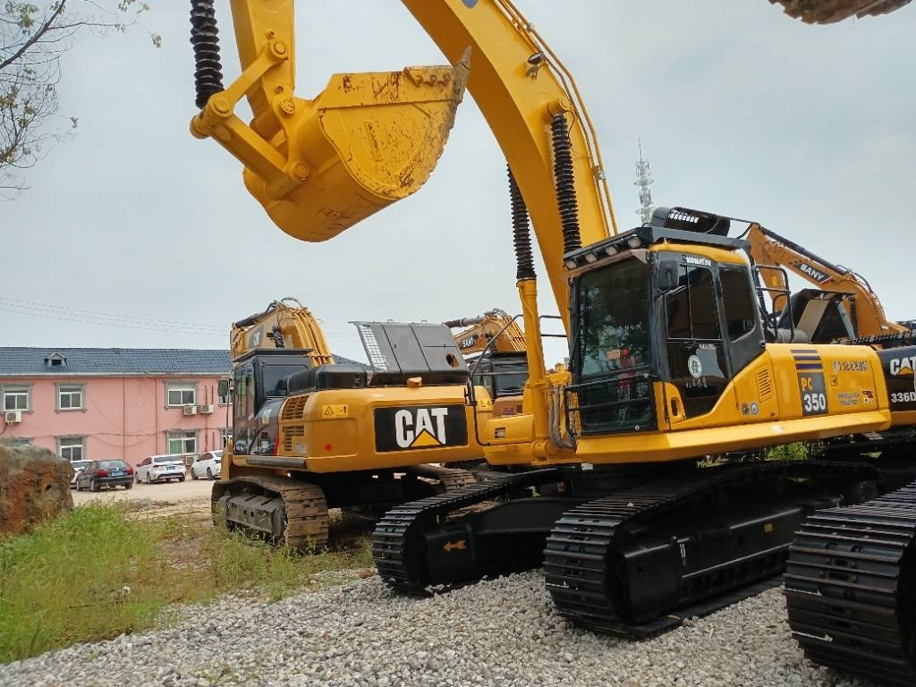 Komatsu PC 350  - Crawler excavator: picture 2 Komatsu PC 350  - Crawler excavator: picture 2