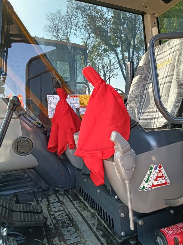 Komatsu PC 70  - Mini excavator: picture 3 Komatsu PC 70  - Mini excavator: picture 3