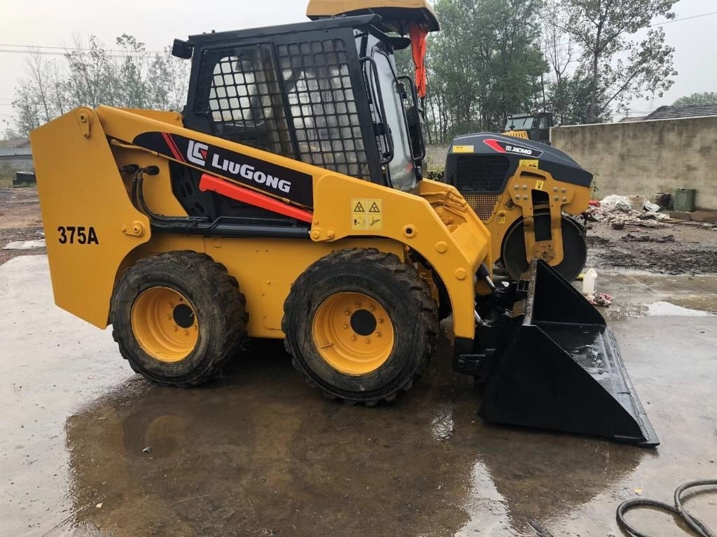 Liugong 375 B - Skid steer loader: picture 5 Liugong 375 B - Skid steer loader: picture 5