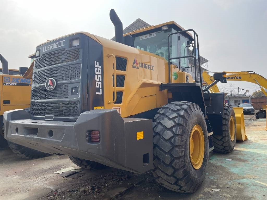 SDLG LG956F - Wheel loader: picture 2 SDLG LG956F - Wheel loader: picture 2
