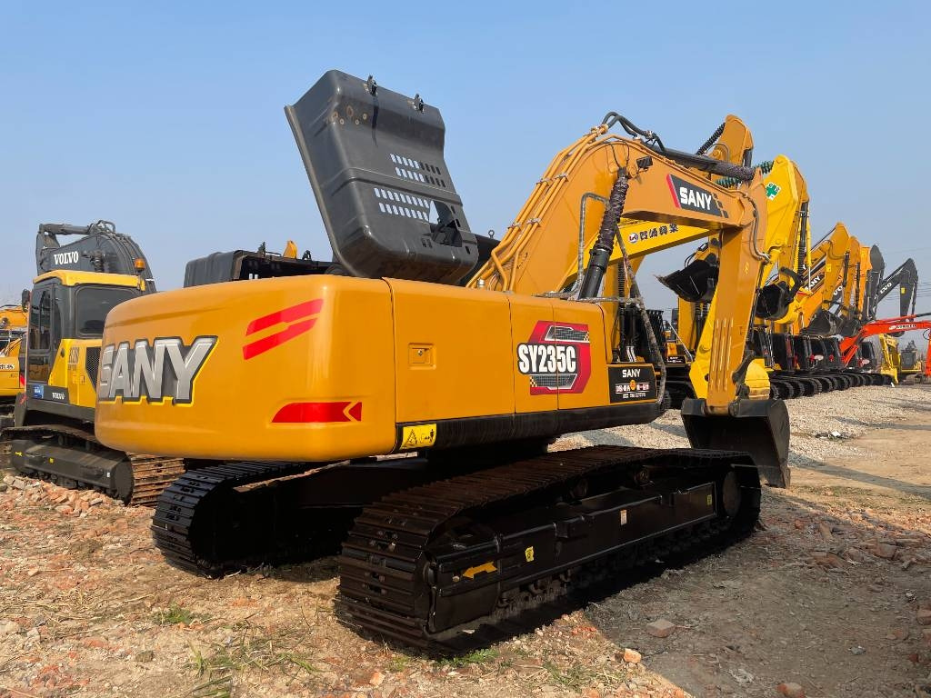 Sany 235 - Crawler excavator: picture 1 Sany 235 - Crawler excavator: picture 1