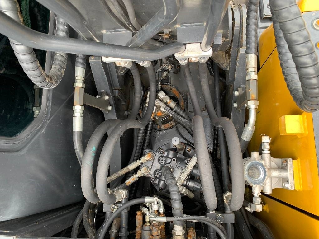 Crawler excavator Volvo EC 140: picture 6 Crawler excavator Volvo EC 140: picture 6