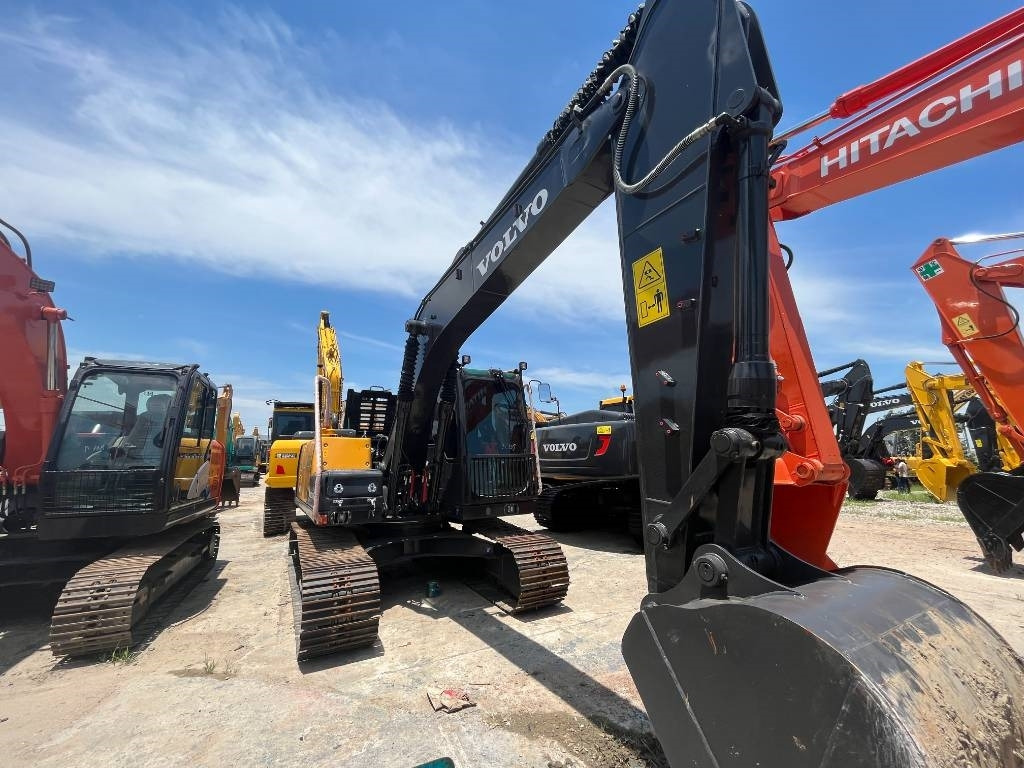 Leasing of Volvo EC 140 Volvo EC 140: picture 7 Leasing of Volvo EC 140 Volvo EC 140: picture 7