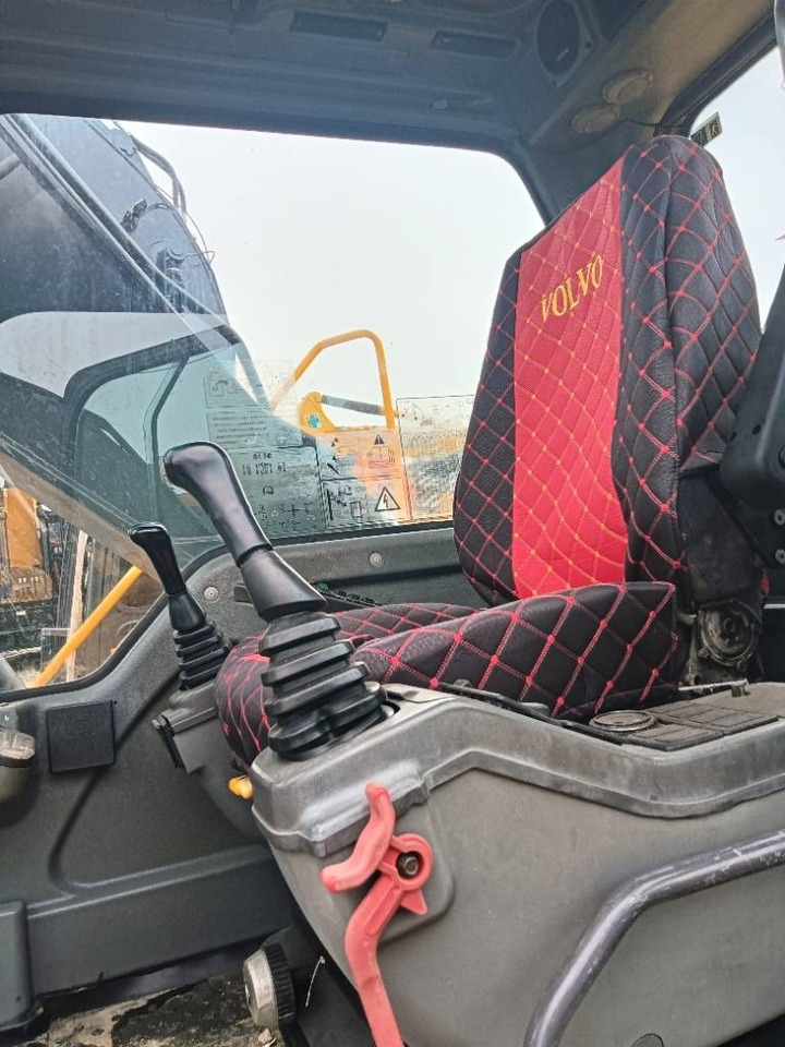 Volvo EC 210 - Crawler excavator: picture 4 Volvo EC 210 - Crawler excavator: picture 4