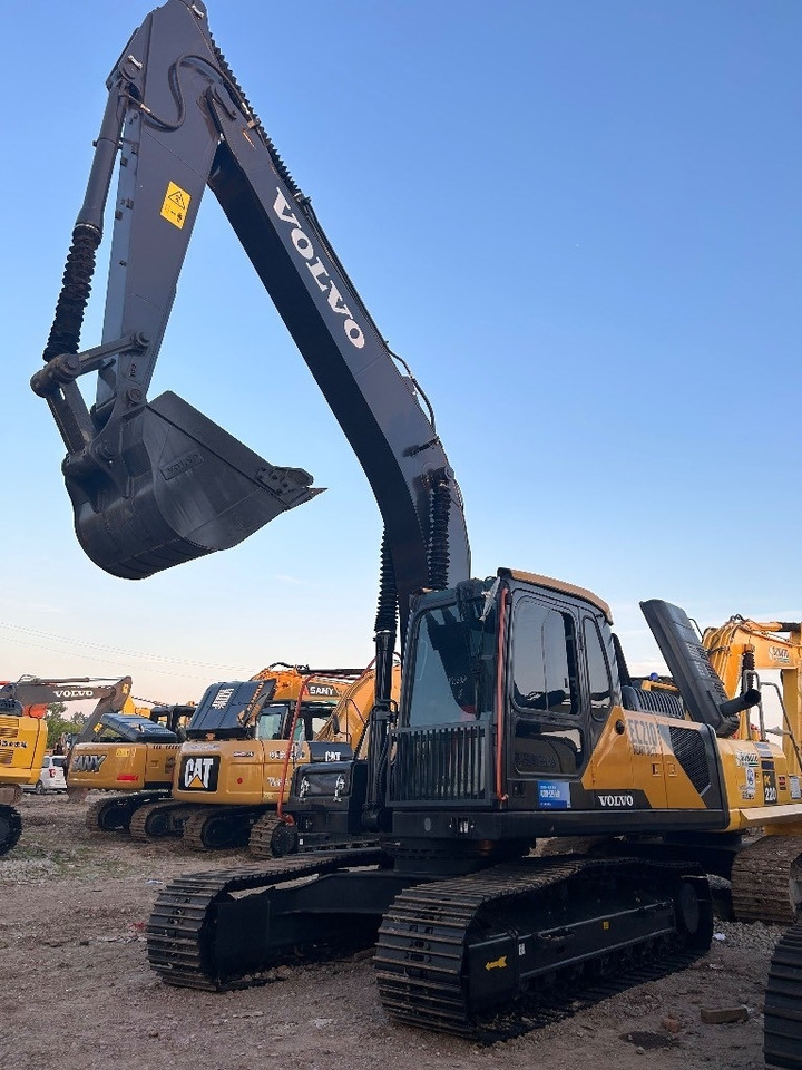 Volvo EC 210 - Crawler excavator: picture 1 Volvo EC 210 - Crawler excavator: picture 1
