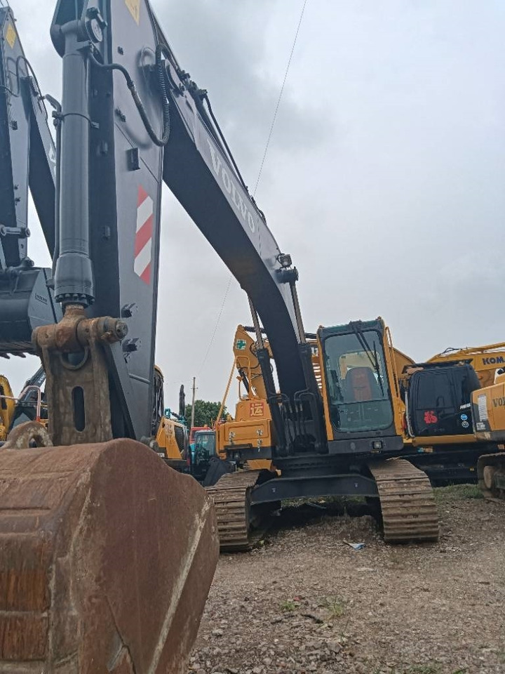 Volvo EC 210 - Crawler excavator: picture 3 Volvo EC 210 - Crawler excavator: picture 3