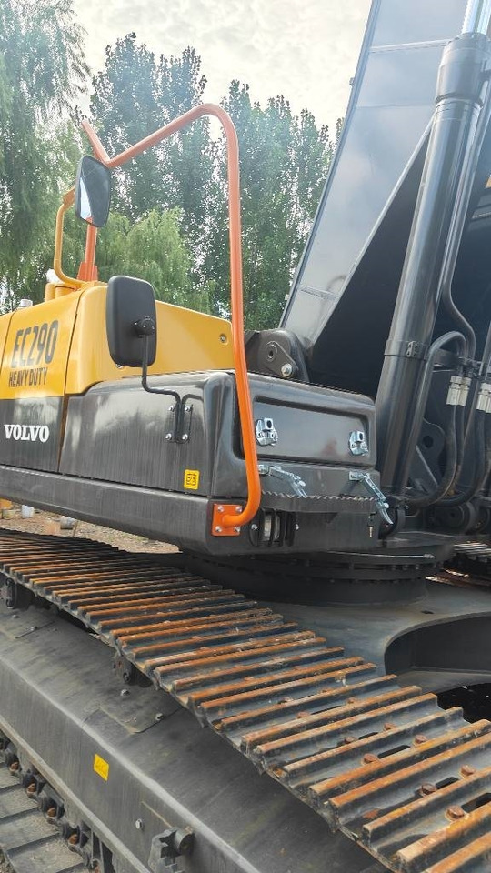 Volvo EC 290  - Crawler excavator: picture 3 Volvo EC 290  - Crawler excavator: picture 3