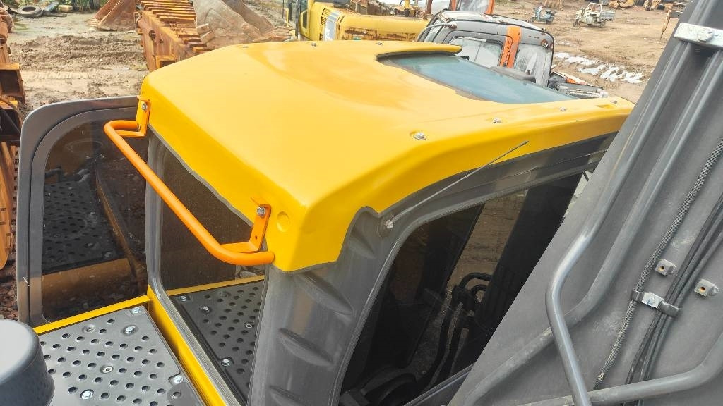 Volvo EC 290  - Crawler excavator: picture 5 Volvo EC 290  - Crawler excavator: picture 5