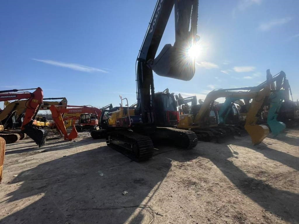 Volvo EC 300 - Crawler excavator: picture 4 Volvo EC 300 - Crawler excavator: picture 4