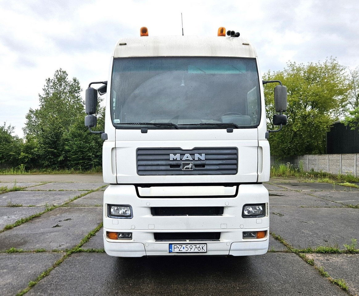 MAN 18.413 FLS - euro 3 manual pump and injectors - manual gearbox - Tractor unit: picture 2 MAN 18.413 FLS - euro 3 manual pump and injectors - manual gearbox - Tractor unit: picture 2