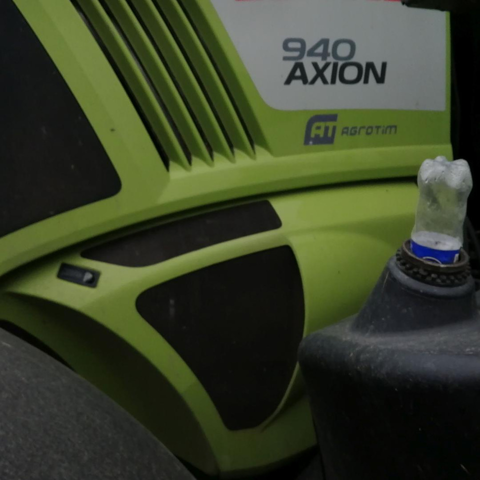 Farm tractor Claas Axion, 940, Traktor: picture 6