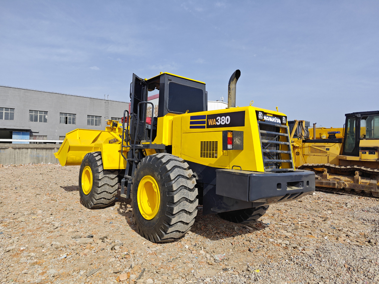 KOMATSU WA380 - Wheel loader: picture 3 KOMATSU WA380 - Wheel loader: picture 3