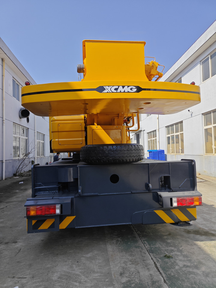 XCMG QY50KC Used Truck Crane - Mobile crane: picture 5 XCMG QY50KC Used Truck Crane - Mobile crane: picture 5
