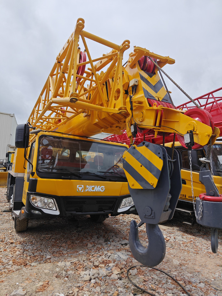 XCMG QY70K QY70KC XTC70 Truck Crane - Mobile crane: picture 2 XCMG QY70K QY70KC XTC70 Truck Crane - Mobile crane: picture 2