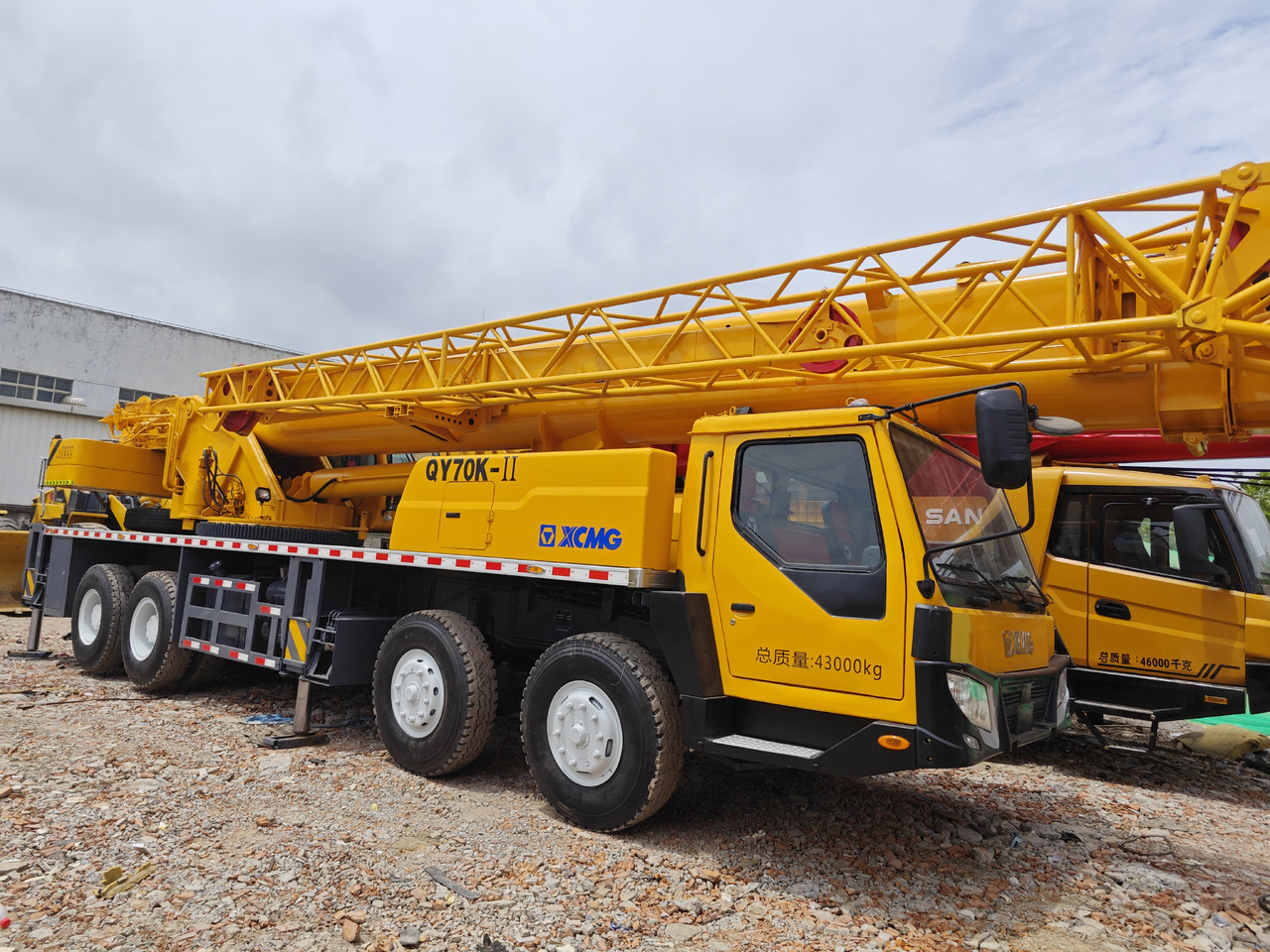 XCMG QY70K QY70KC XTC70 Truck Crane - Mobile crane: picture 1 XCMG QY70K QY70KC XTC70 Truck Crane - Mobile crane: picture 1