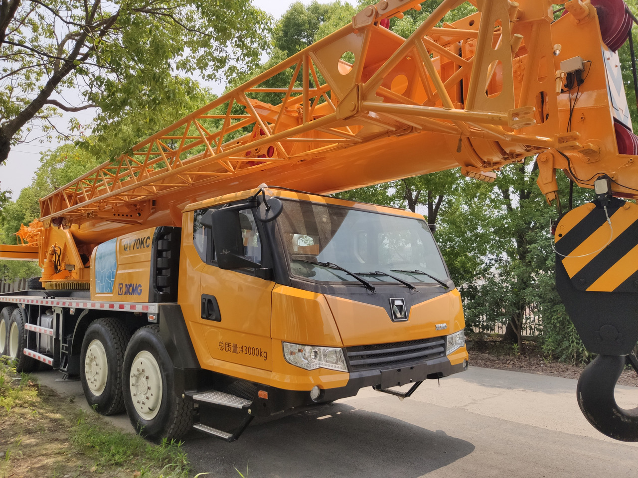 XCMG QY70KC TRUCK CRANE USED XCMG 70TON QY70K QY70K-2 MOBILE TRUCK CRANE - Mobile crane: picture 5 XCMG QY70KC TRUCK CRANE USED XCMG 70TON QY70K QY70K-2 MOBILE TRUCK CRANE - Mobile crane: picture 5