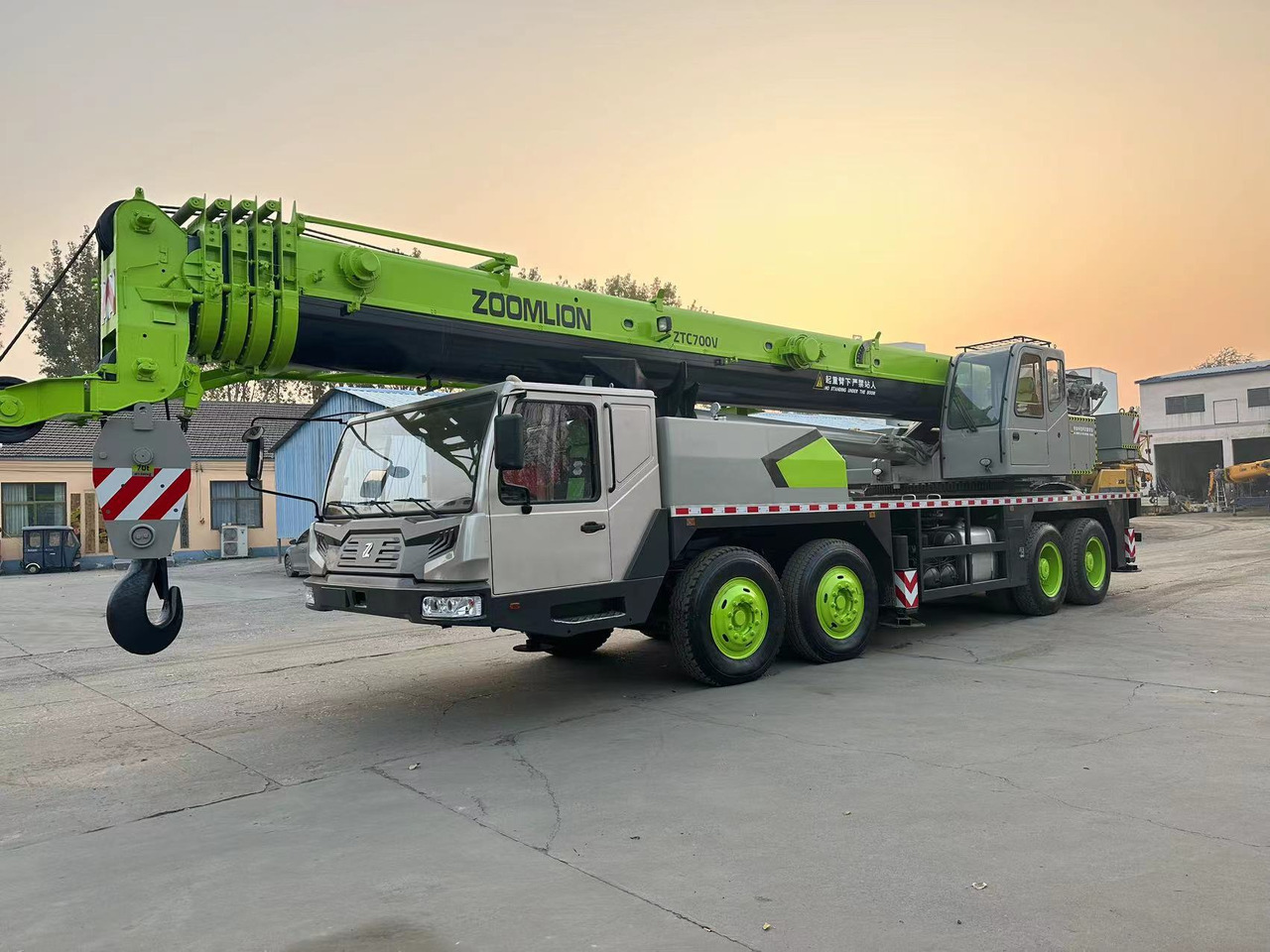 ZOOMLION ZTC700V 70ton - Mobile crane: picture 1 ZOOMLION ZTC700V 70ton - Mobile crane: picture 1