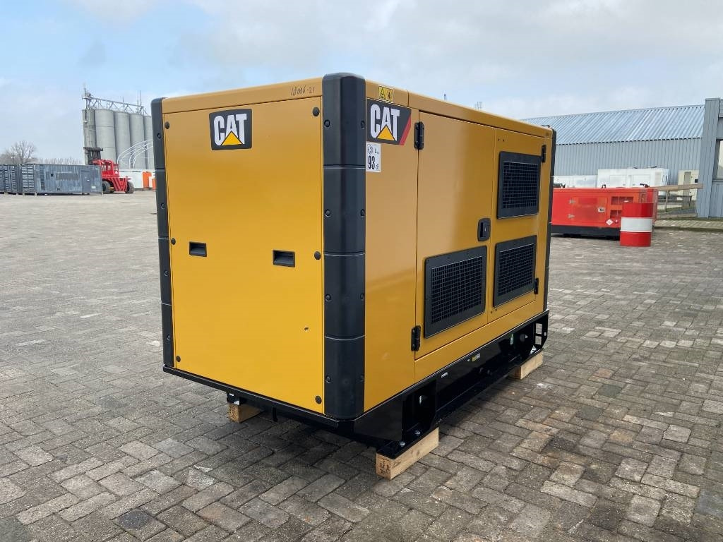 CAT DE50E0 - 50 kVA Generator - DPX-18006 - Generator set: picture 3 CAT DE50E0 - 50 kVA Generator - DPX-18006 - Generator set: picture 3