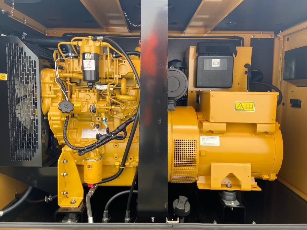 CAT DE50E0 - 50 kVA Generator - DPX-18006 - Generator set: picture 5 CAT DE50E0 - 50 kVA Generator - DPX-18006 - Generator set: picture 5