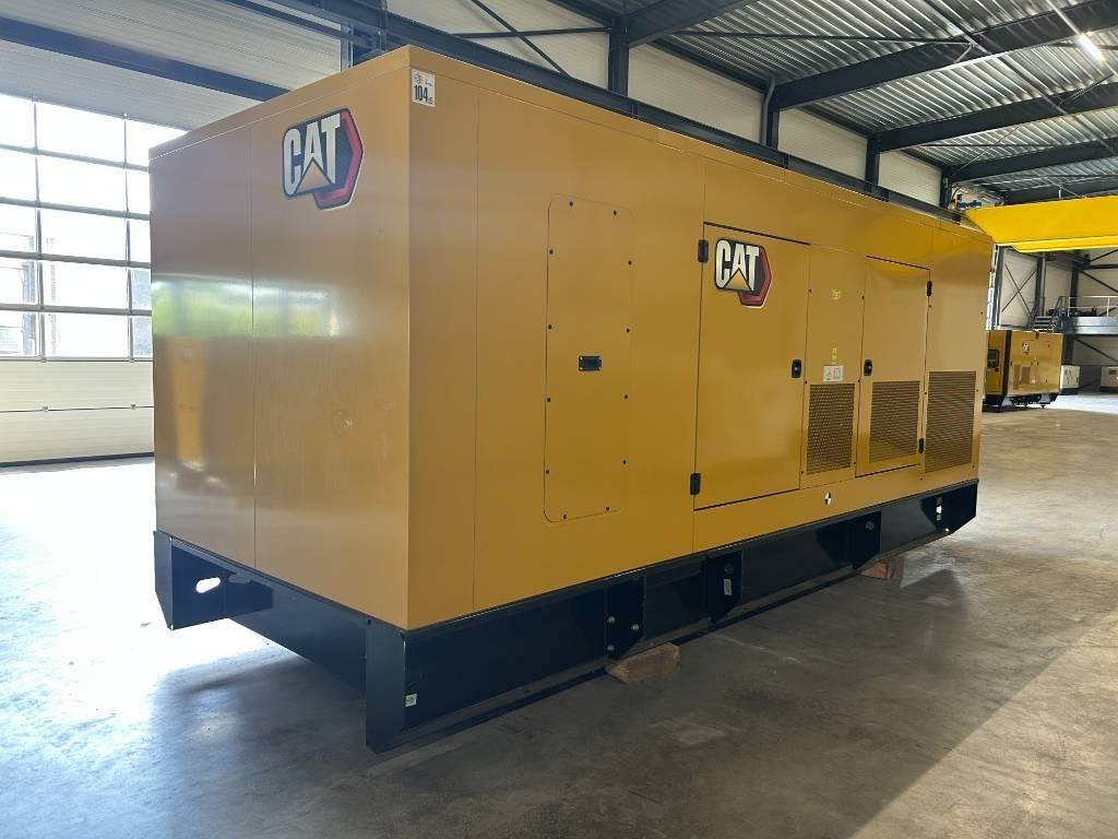 CAT DE850E0 - C18 - 850 kVA Generator - DPX-18032 - Generator set: picture 4 CAT DE850E0 - C18 - 850 kVA Generator - DPX-18032 - Generator set: picture 4