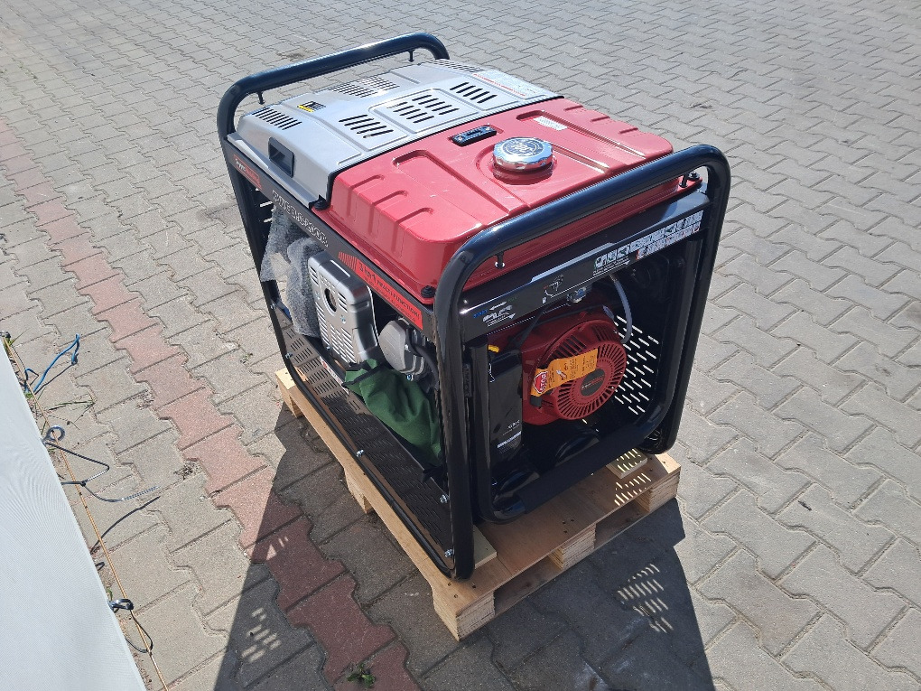 Agregat SENCI HYPER WELDING PWC7.0-200A - 2022 - 5.5kW - Spawarka - Sprężarka - Generator set: picture 1 Agregat SENCI HYPER WELDING PWC7.0-200A - 2022 - 5.5kW - Spawarka - Sprężarka - Generator set: picture 1