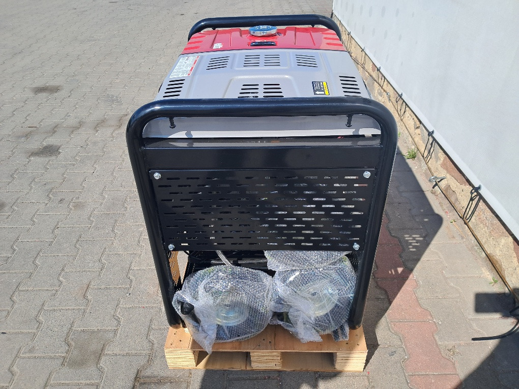 Agregat SENCI HYPER WELDING PWC7.0-200A - 2022 - 5.5kW - Spawarka - Sprężarka - Generator set: picture 4 Agregat SENCI HYPER WELDING PWC7.0-200A - 2022 - 5.5kW - Spawarka - Sprężarka - Generator set: picture 4