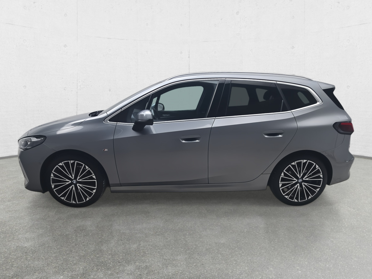 BMW 218D ACTIVE TOURER MINIVAN - Car: picture 5 BMW 218D ACTIVE TOURER MINIVAN - Car: picture 5