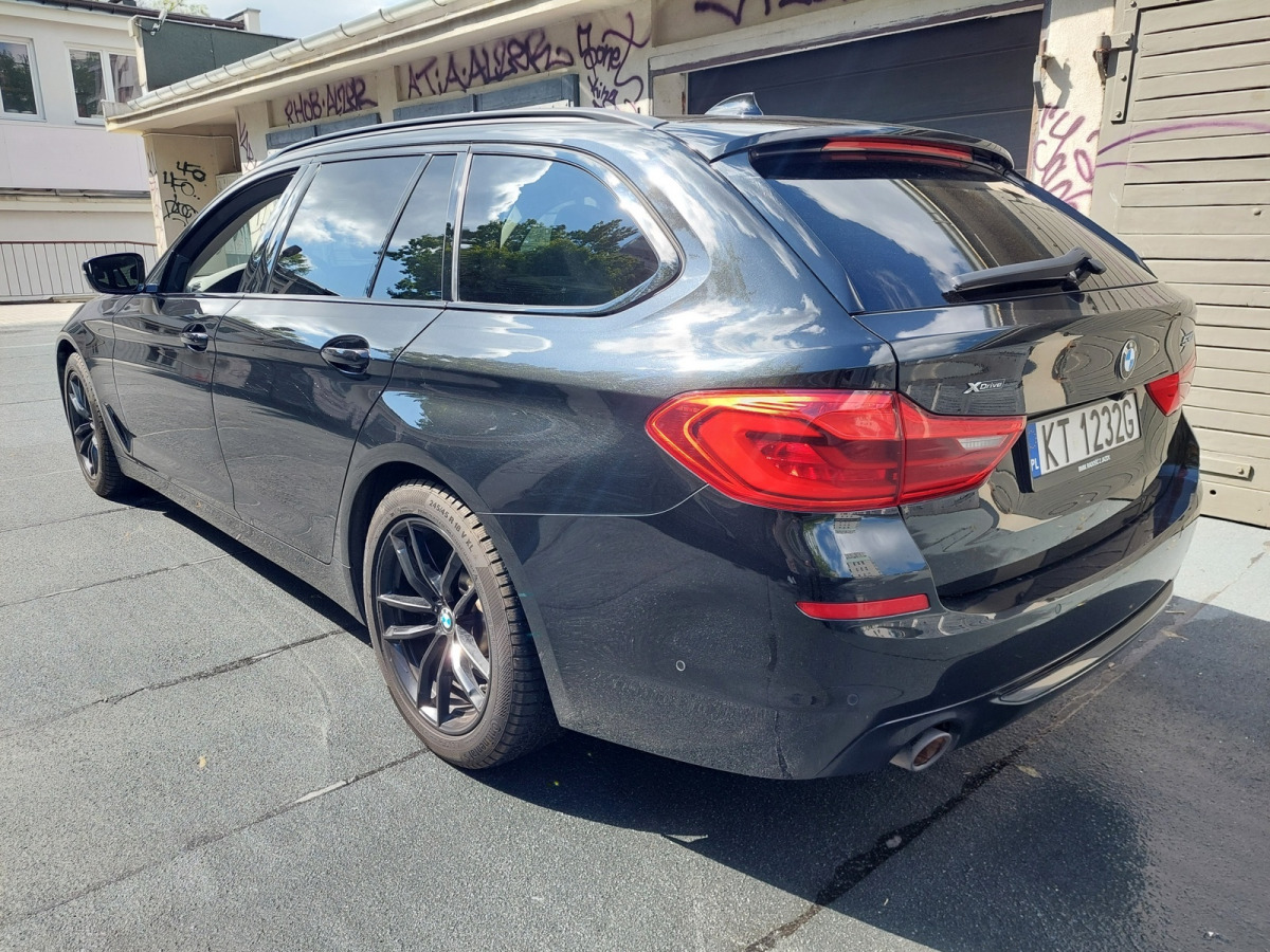 BMW 530I XDRIVE KOMBI - Car: picture 4 BMW 530I XDRIVE KOMBI - Car: picture 4