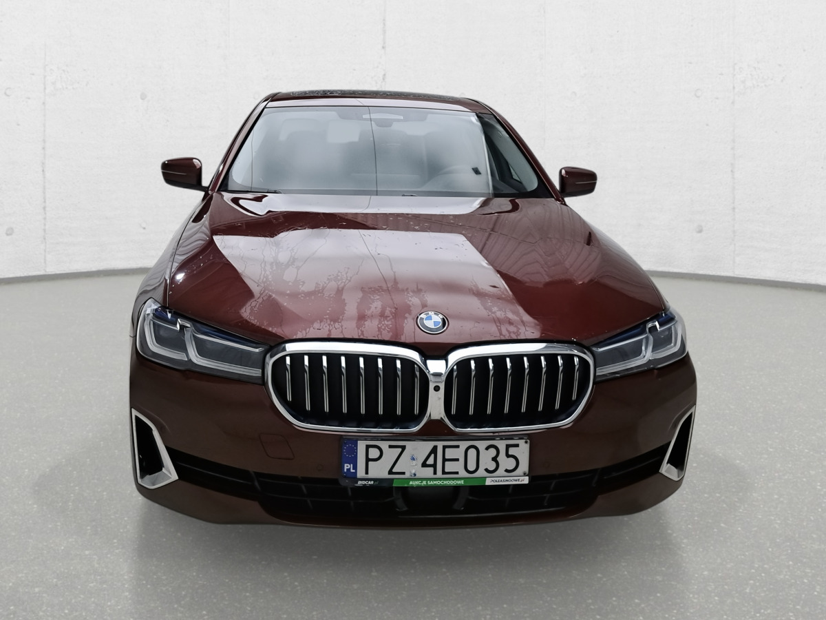 BMW 530d XDRIVE LIMOUSINE SEDAN - Car: picture 4 BMW 530d XDRIVE LIMOUSINE SEDAN - Car: picture 4